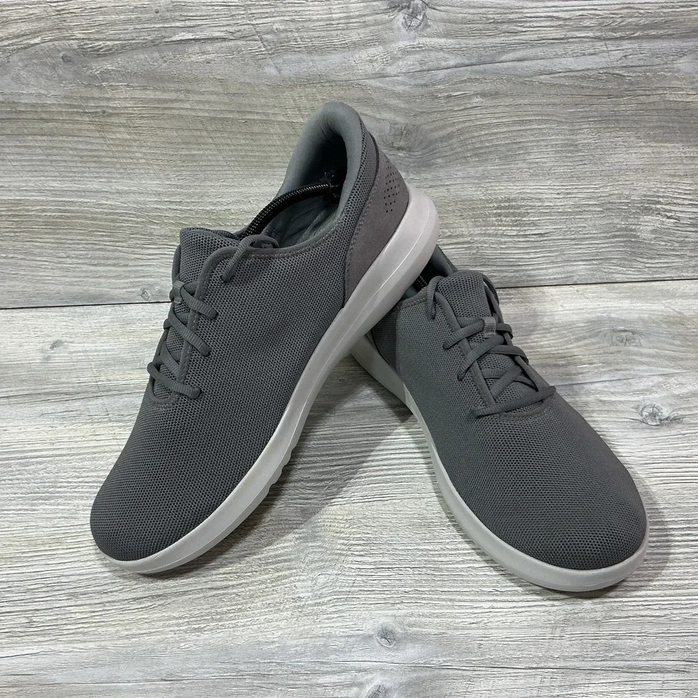 Kizik Madrid Eco Knit Men's Size 12 Wide Grey White Hands Free Sneakers Shoes